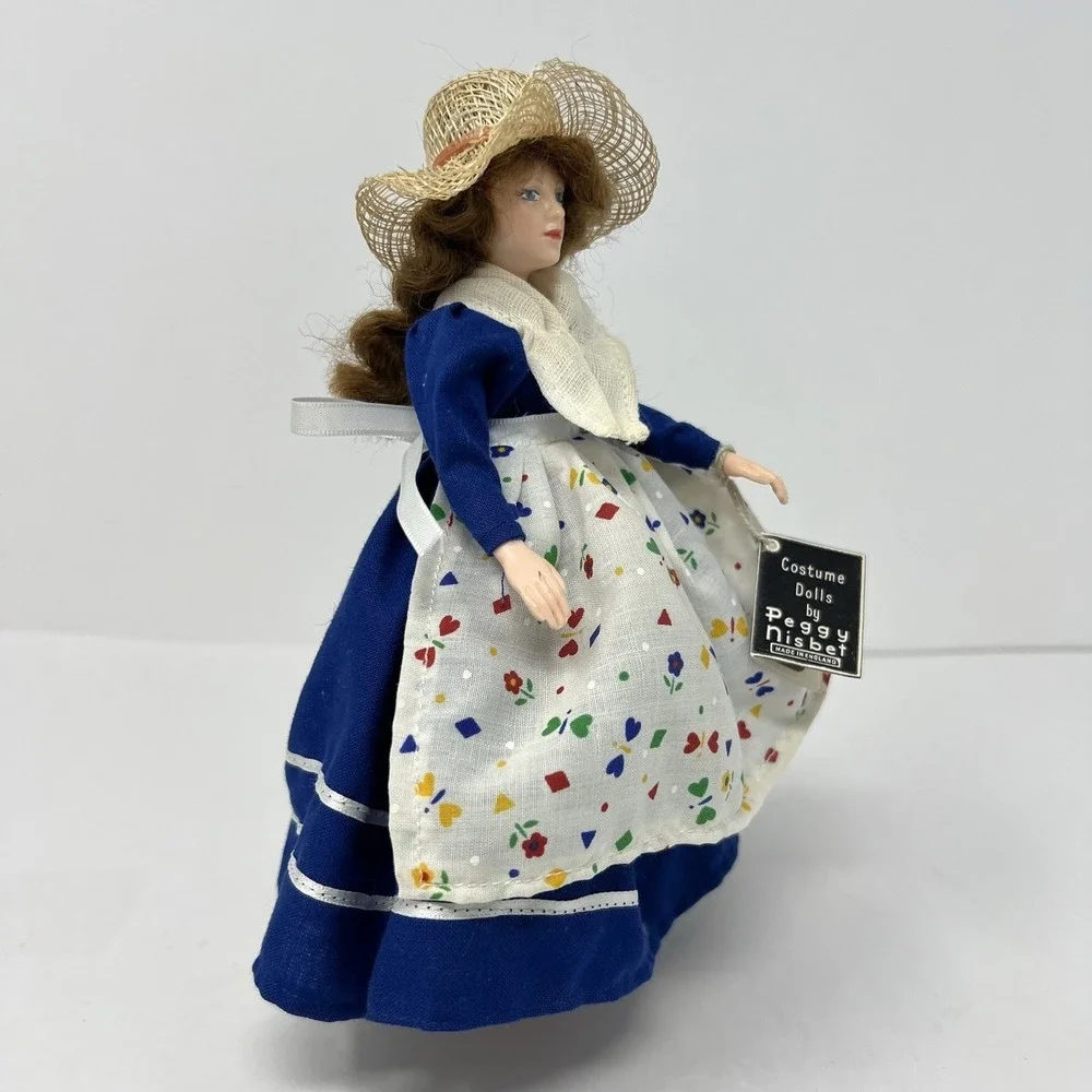Collectors Costume Dolls Peggy Nisbet Bonnie B392 Cries of‎ London Series